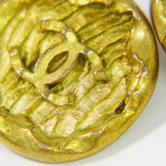 CHANEL CC Gold Plated Round Earrings Clip - Picture 3 of 9